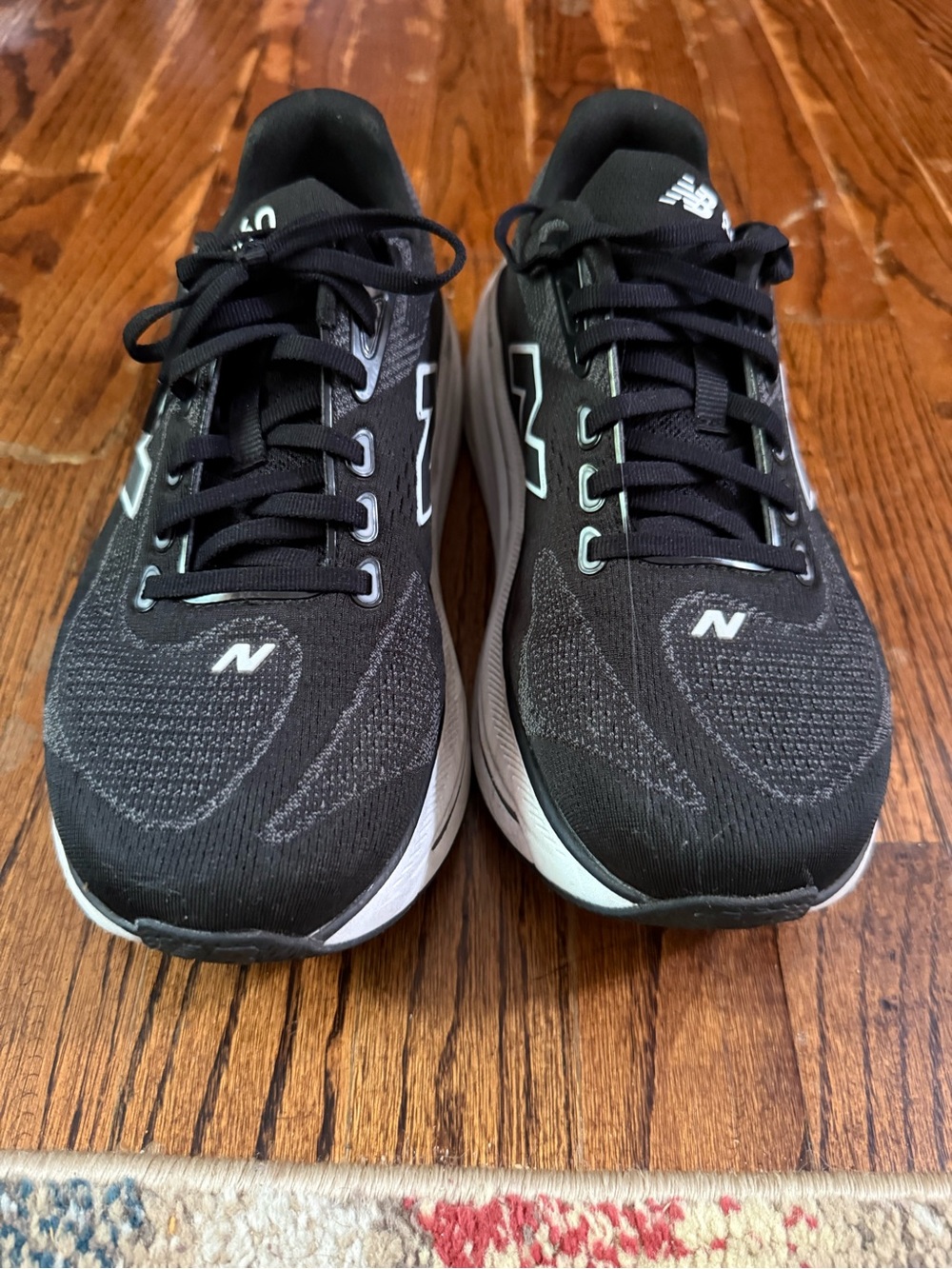 New Balance 860